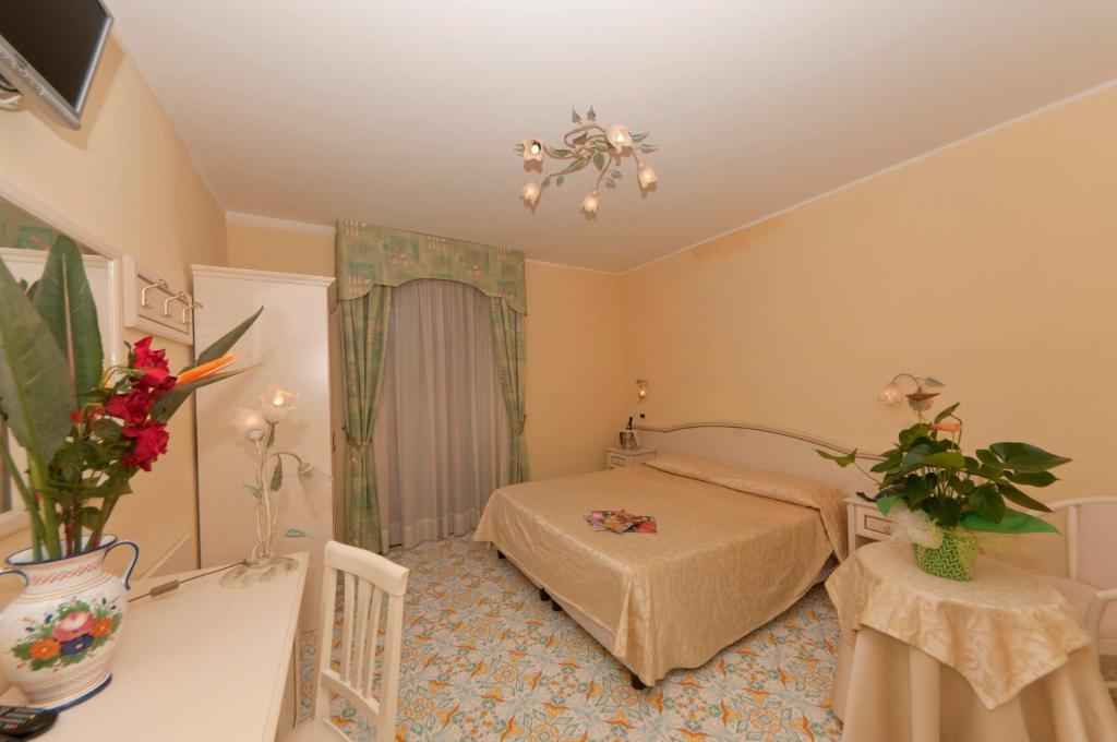Hotel Villa Franca Forio di Ischia Værelse billede