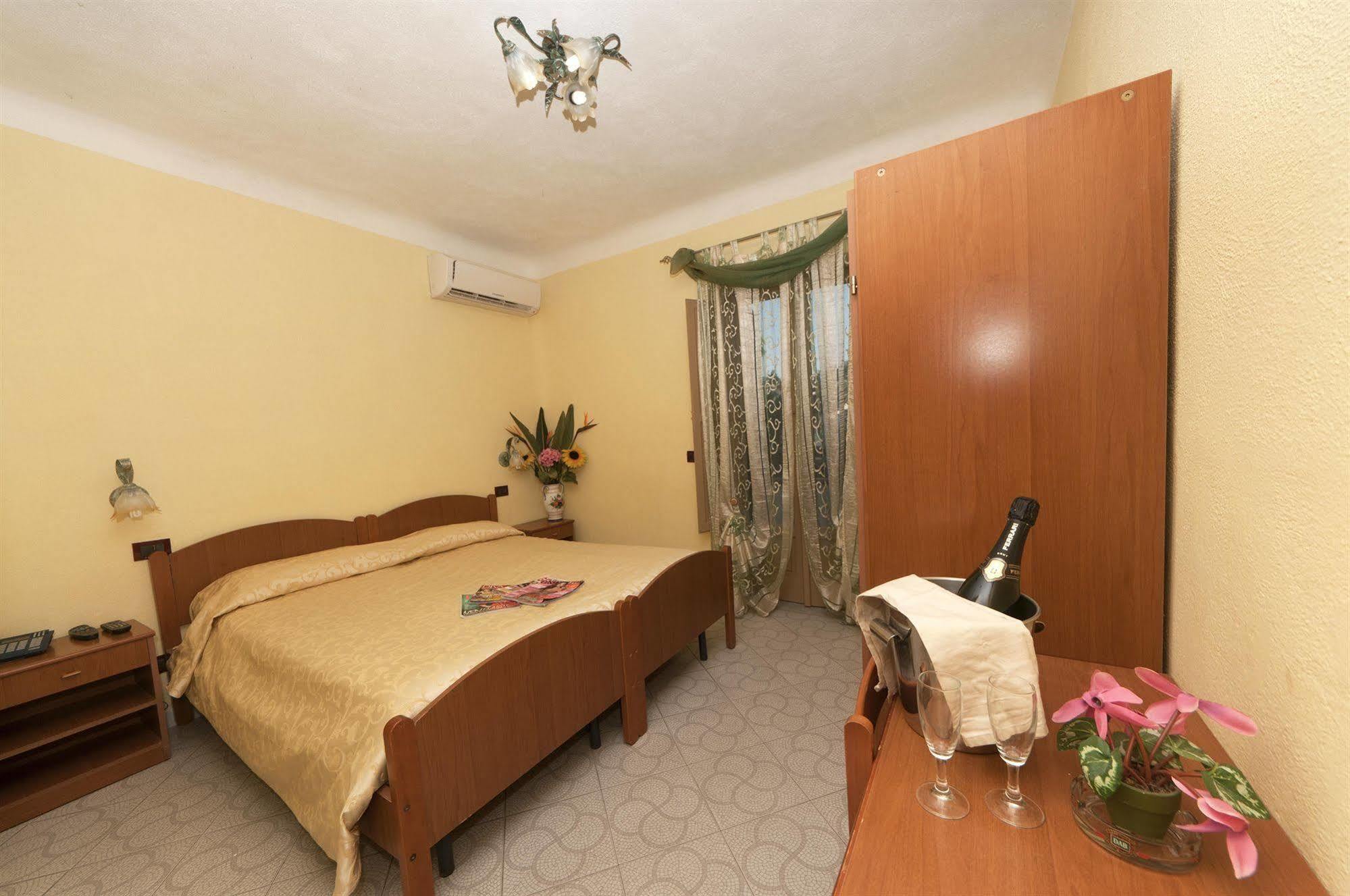 Hotel Villa Franca Forio di Ischia Eksteriør billede